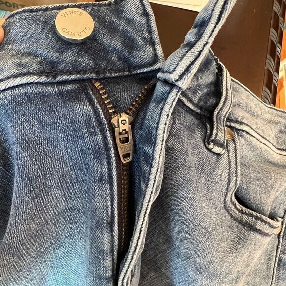 Vince Camuto Studded Frayed Hem Jeans - 26 - Preloved - Picture 16 of 16